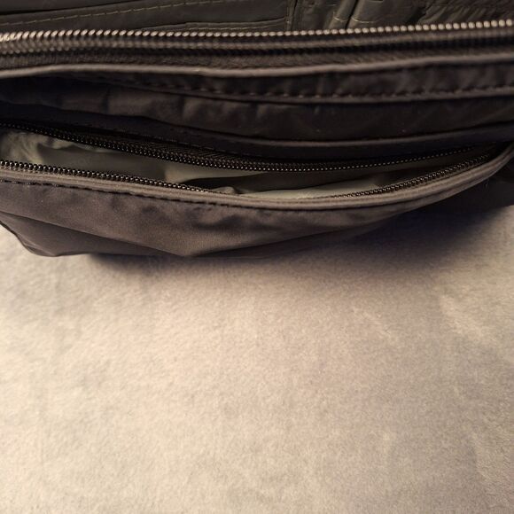 Hedgren Crossbody Bag Organizer Black Nylon Multiple Pockets Awesome Condition. - Picture 3 of 8